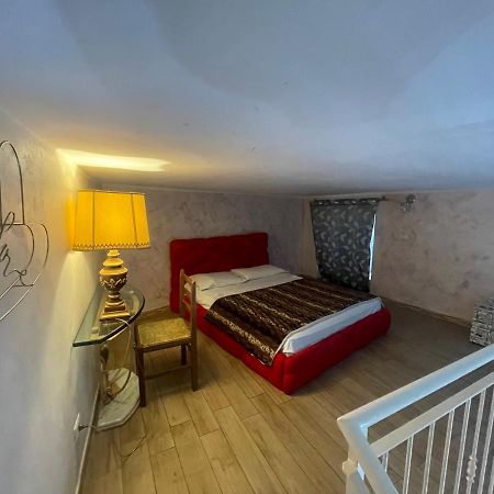 Da Walter 2 ,Holiday Home In The Centre Catania Kültér fotó
