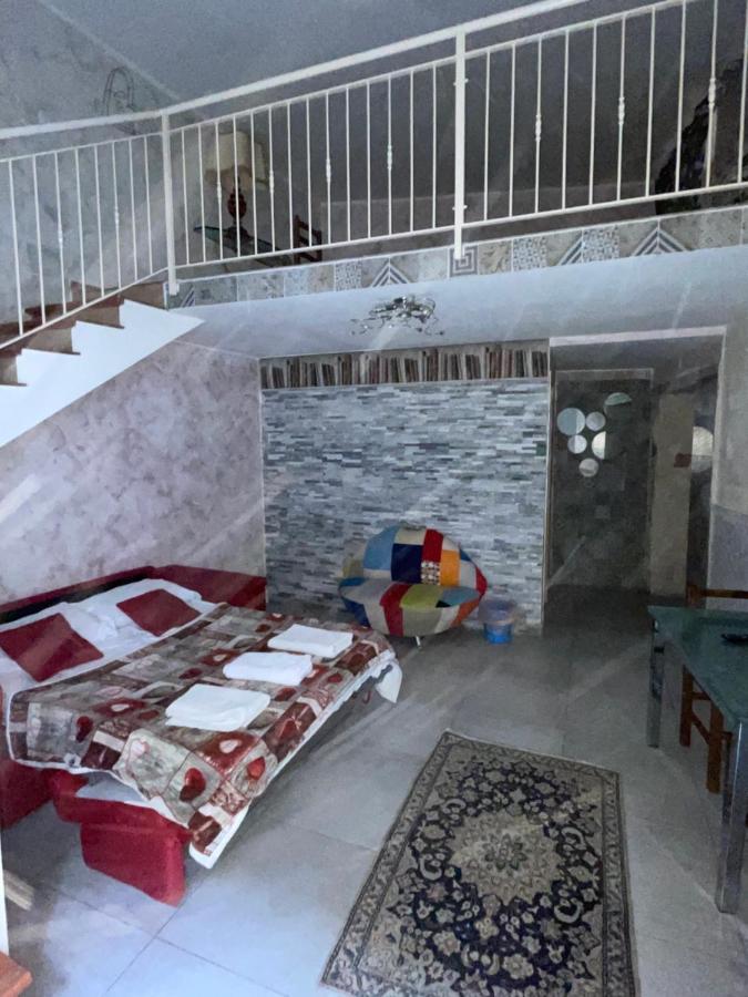 Da Walter 2 ,Holiday Home In The Centre Catania Kültér fotó